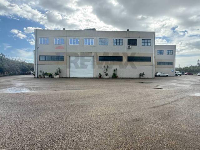 Locale Commerciale in vendita a Sestu, Sardigna/Sardegna