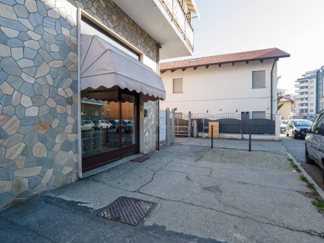 Locale Commerciale in vendita a Piemonte, Torino