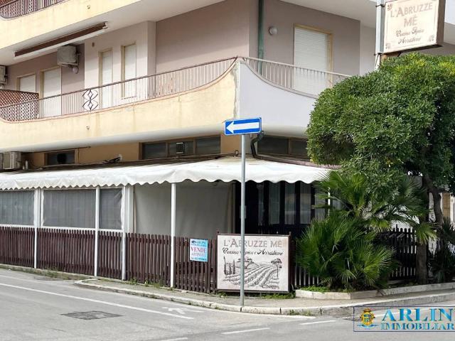 Locale Commerciale in vendita a Silvi, Abruzzo