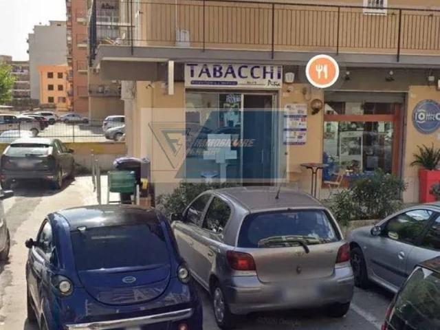 Locale Commerciale in vendita a Acradina, Siracusa