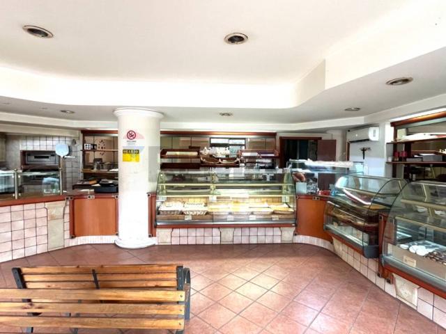 Locale Commerciale in vendita a Grottasanta, Siracusa