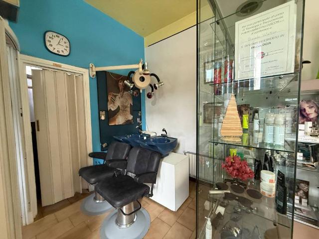 Locale Commerciale in vendita a Campoledro, Sondrio