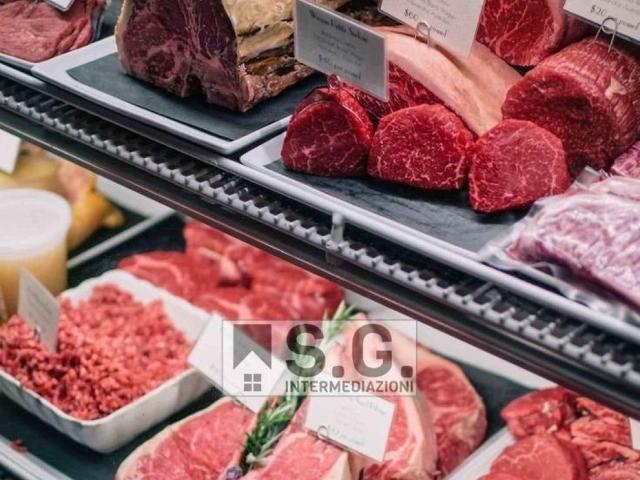 Locale Commerciale in vendita a Luneo, Spinea