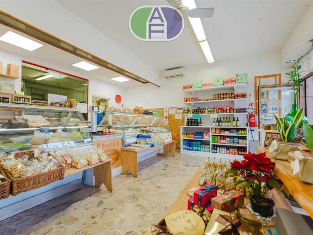 Locale Commerciale in vendita a Rossignago, Spinea