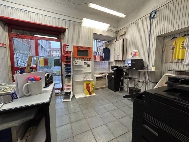 Locale Commerciale in vendita a Circoscrizione 1, Piemonte