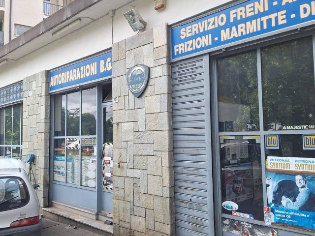 Locale Commerciale in vendita a Circoscrizione 4, Piemonte