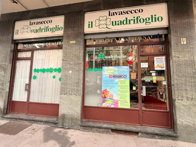 Locale Commerciale in vendita a Circoscrizione 2, Piemonte