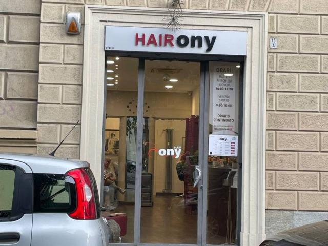 Locale Commerciale in vendita a Circoscrizione 1, Piemonte