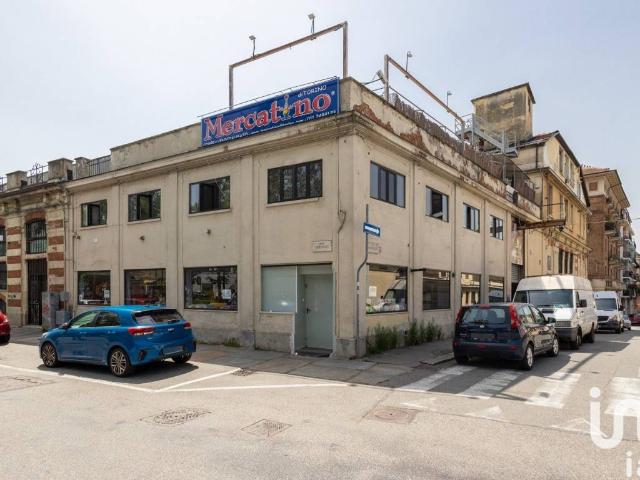 Locale Commerciale in vendita a Circoscrizione 7, Piemonte