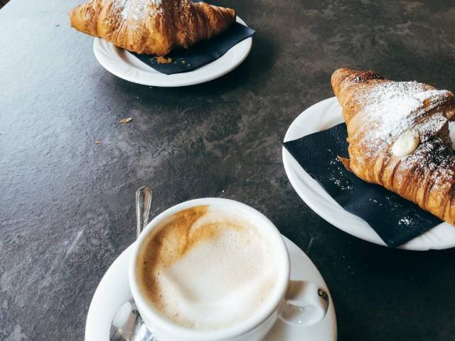 Locale Commerciale in vendita a Circoscrizione 2, Piemonte