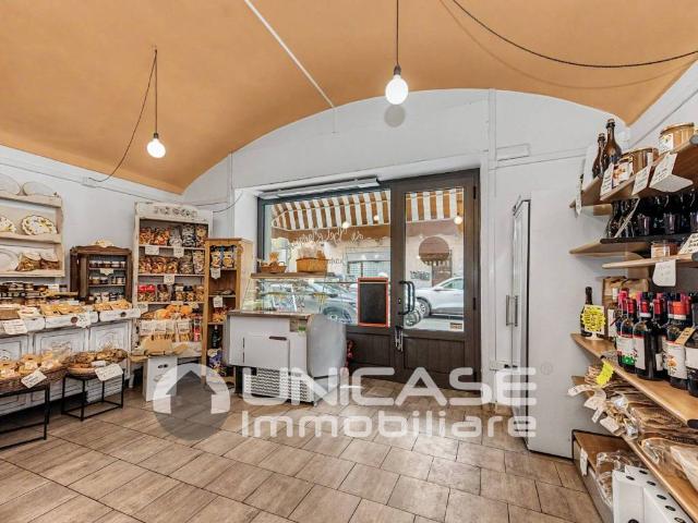 Locale Commerciale in vendita a Piemonte, Torino