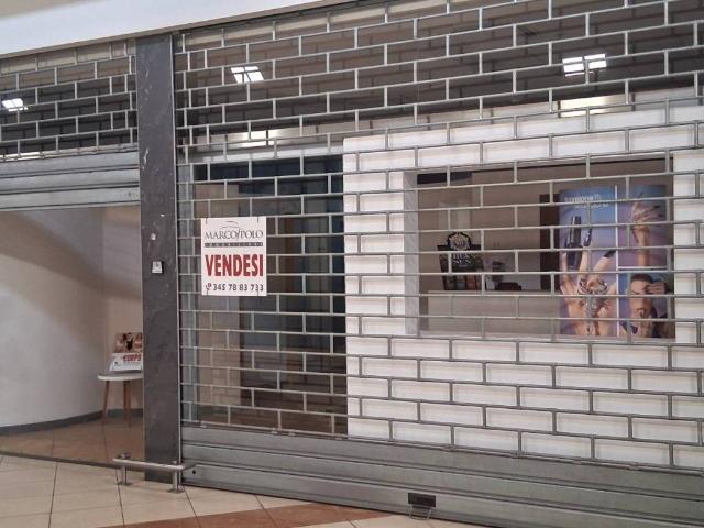 Locale Commerciale in vendita a Unione dei comuni Valli del Reno, Lavino e Samoggia, Bazzano