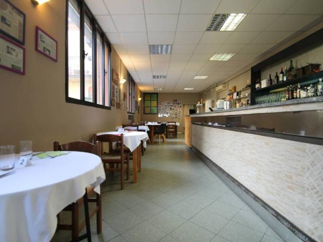 Locale Commerciale in vendita a Unione dei comuni Valli del Reno, Lavino e Samoggia, Reggio Emilia