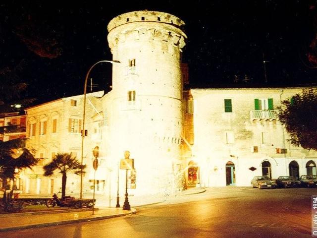 Locale Commerciale in vendita a Centro Storico, Vasto