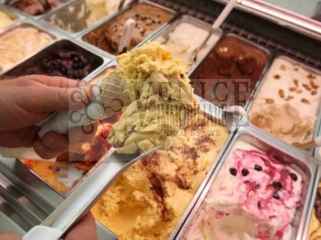 Locale Commerciale in vendita a Venezia