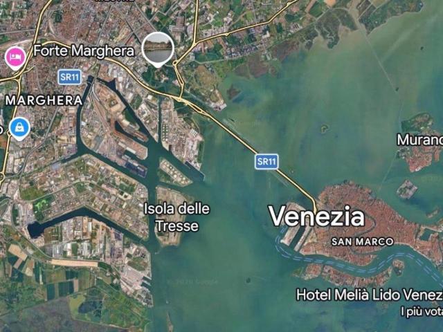 Locale Commerciale in vendita a Venezia-Murano-Burano, Venezia