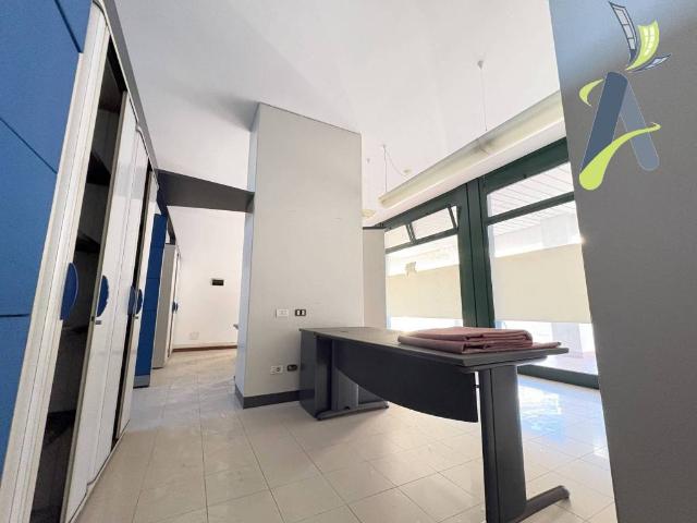 Locale Commerciale in vendita a Case Dosa, Venezia