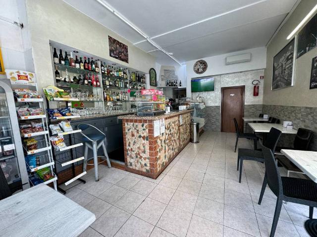 Locale Commerciale in vendita a Mestre-Carpenedo, Venezia