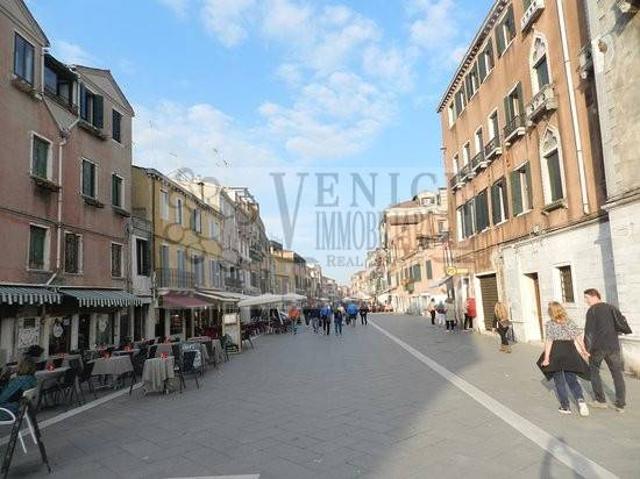 Locale Commerciale in vendita a Venezia-Murano-Burano, Venezia
