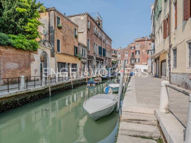 Locale Commerciale in vendita a Venezia-Murano-Burano, Venezia