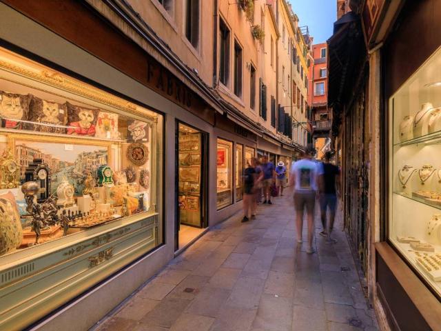 Locale Commerciale in vendita a San Marco, Venezia