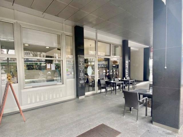 Locale Commerciale in vendita a Carpenedo, Venezia