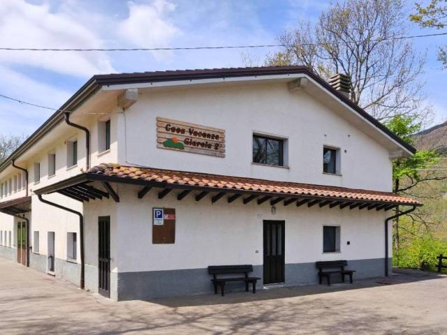 Locale Commerciale in vendita a Appennino Reggiano, Re