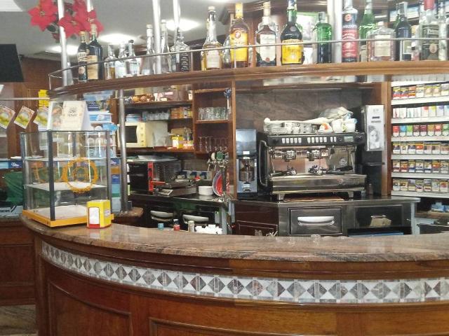 Locale Commerciale in vendita a Unione dei Comuni I Fontanili, Vermezzo