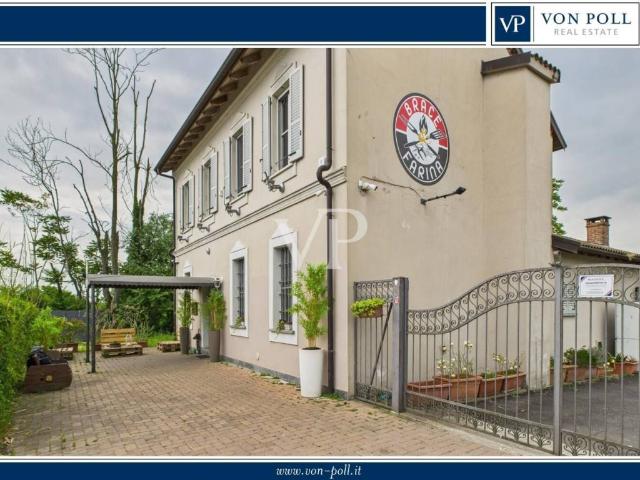 Locale Commerciale in vendita a Vernate, Lombardia