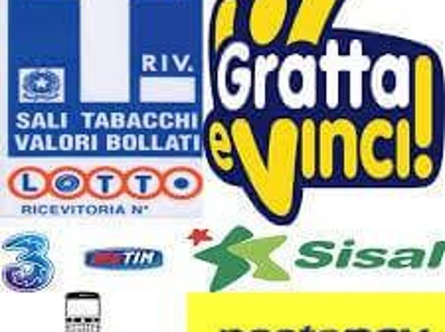 Locale Commerciale in vendita a Sud-Ovest, Brenzone