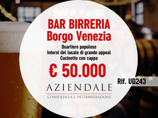 Locale Commerciale in vendita a Est, Brenzone