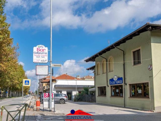 Locale Commerciale in vendita a Verzuolo, Piemonte