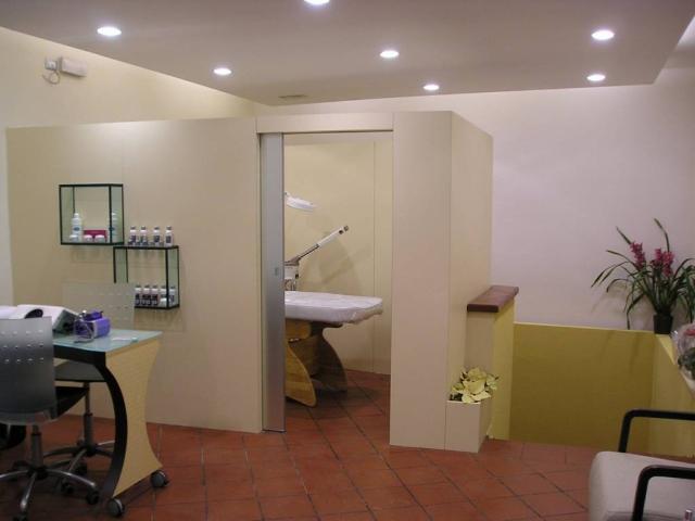 Locale Commerciale in vendita a Santa Bertilla, Vicenza