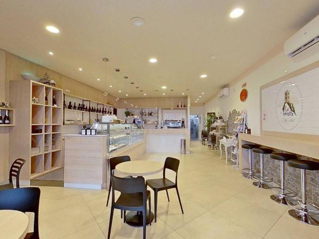 Locale Commerciale in vendita a Campo, San Giuliano Terme
