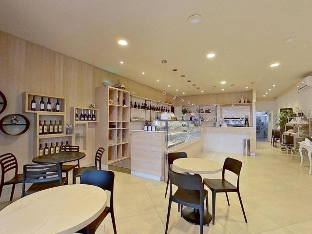 Locale Commerciale in vendita a Campo, San Giuliano Terme