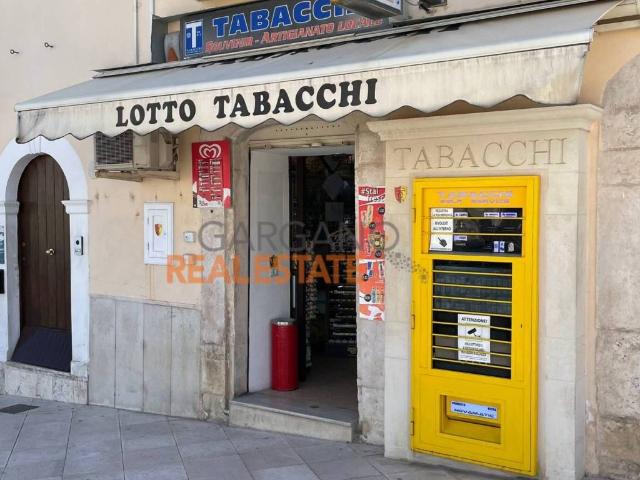 Locale Commerciale in vendita a Puglia, Foggia