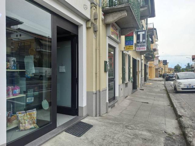Locale Commerciale in vendita a Piemonte, Biella