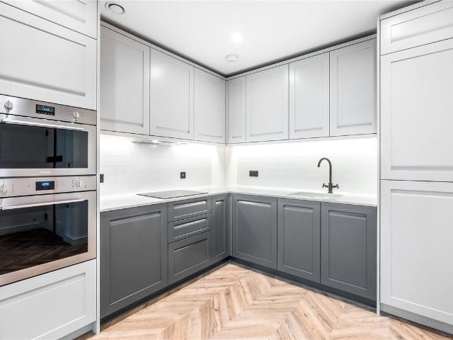 House for rent in Royal Borough of Kingston upon Thames, Greater London
