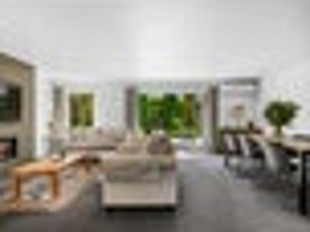 House for sale in Saint Albans, Linwood-Central-Heathcote Community
