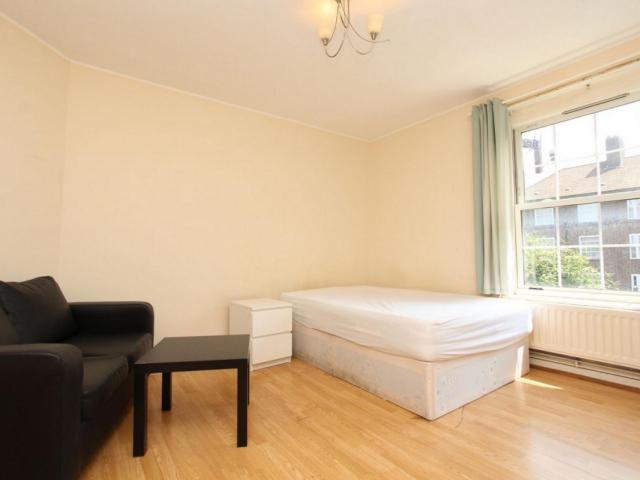 Room for rent in Elephant and Castle, Greater London