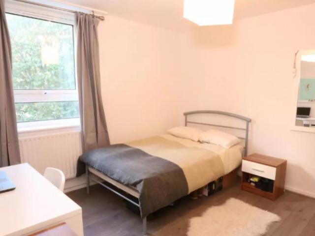 Room for rent in Bromley-by-Bow, Poplar Grove
