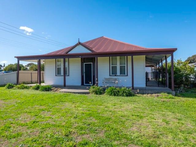 House for sale in Broughton, Victoria