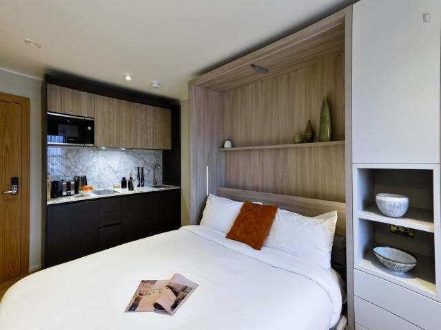 Apartment for rent in Brompton, Greater London