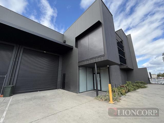 Warehouse for rent in Toombul, Queensland