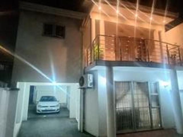House for sale in Chatsworth, Kwazulu-natal