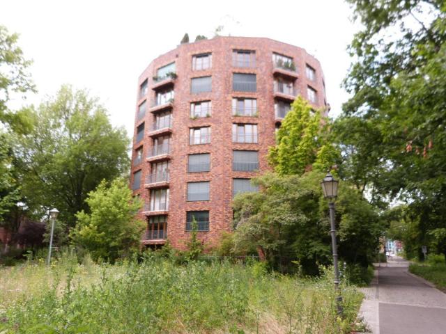 Etagenwohnung kaufen in Berlin, Mitte