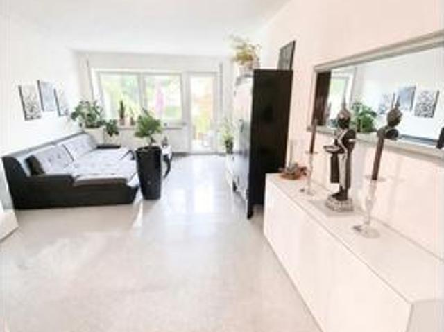 Apartment kaufen in Germering, Bayern