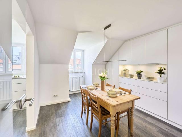 Dachgeschosswohnung kaufen in St. Benno-Viertel, München