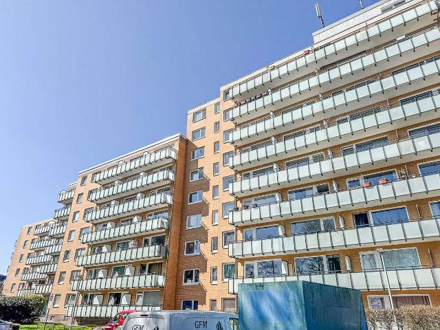Wohnung kaufen in Halstenbek, Kreis Pinneberg