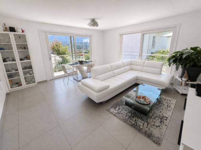 Wohnung kaufen in Manno, Tessin